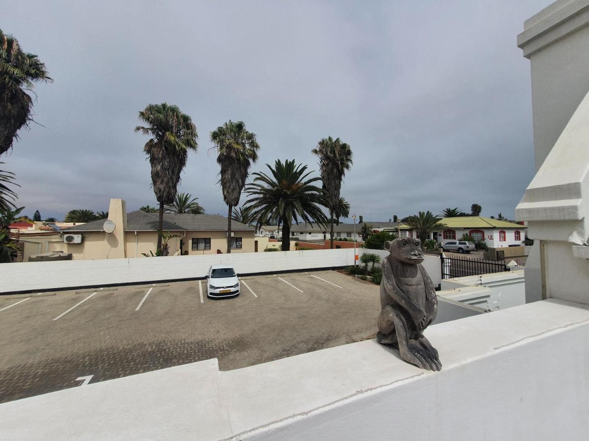 Langholm Hotel Walvis Bay Exteriör bild